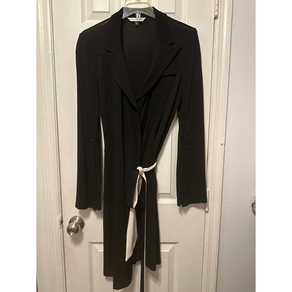 Diane Von Furstenberg, Tuxedo Wrap Dress, Size 12